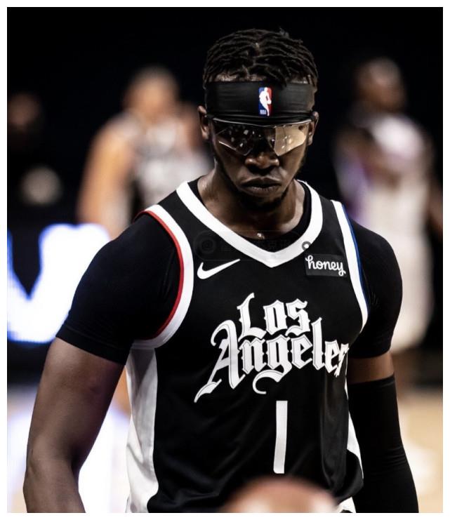 快船送开门纽，乔治罚球破咒