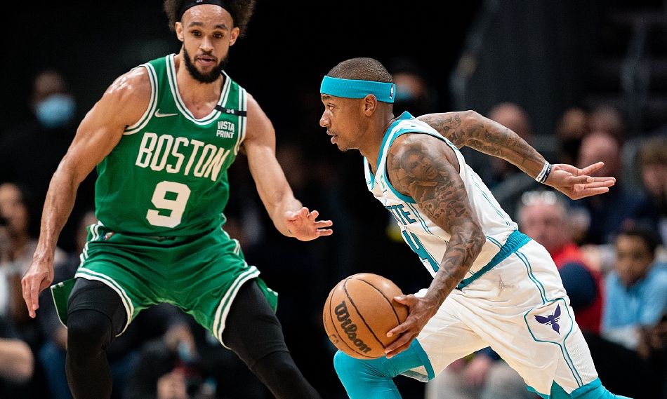 西尔斯领军篮网淘汰黄蜂，晋级季后赛