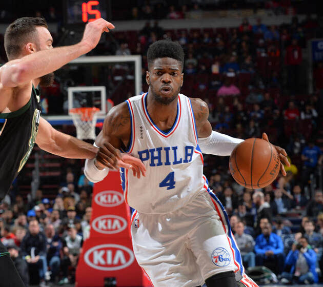 雄鹿胜国王，保罗格兰特表现出色